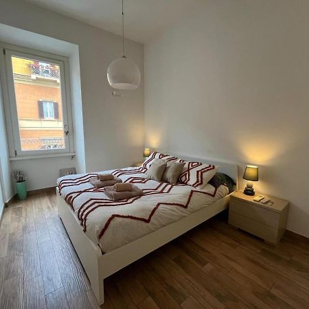 La Dolce Vita - Luxury Colosseum Boutique Apartment Rome Luaran gambar