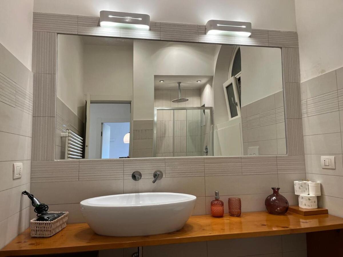 La Dolce Vita - Luxury Colosseum Boutique Apartment Rome Luaran gambar