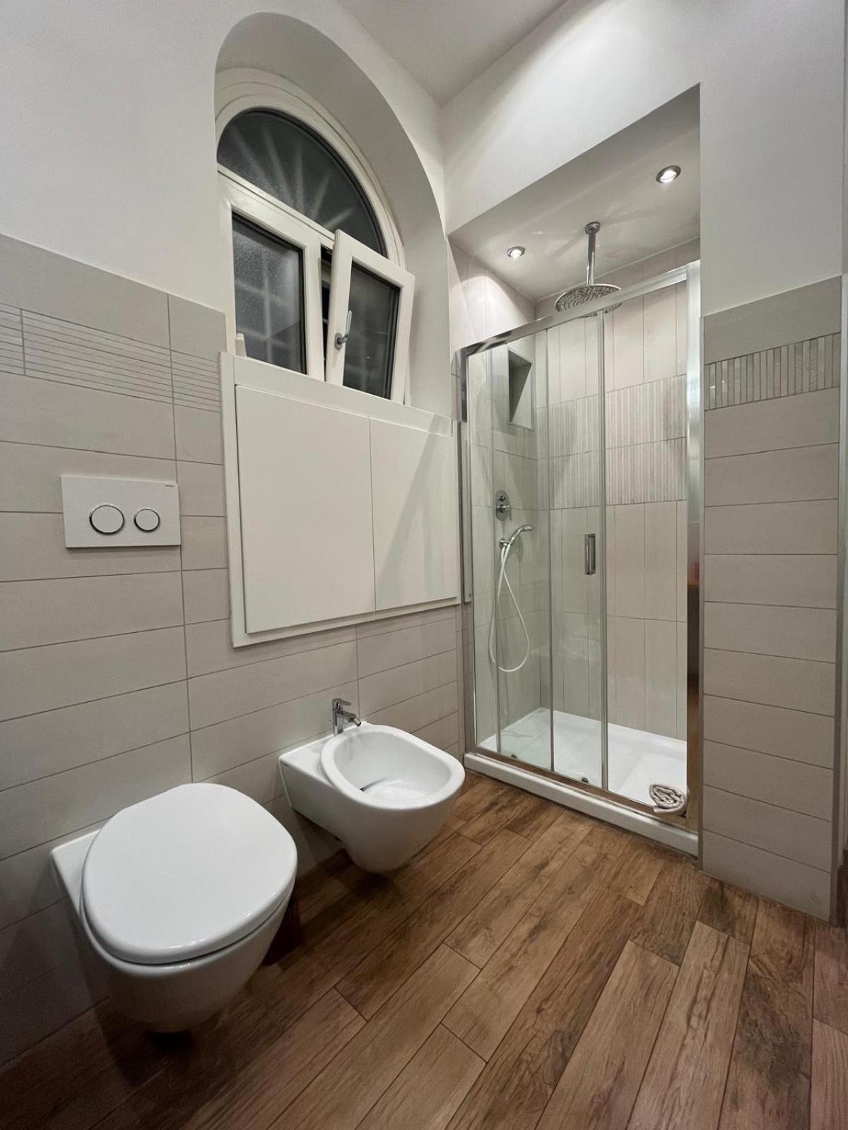 La Dolce Vita - Luxury Colosseum Boutique Apartment Rome Luaran gambar