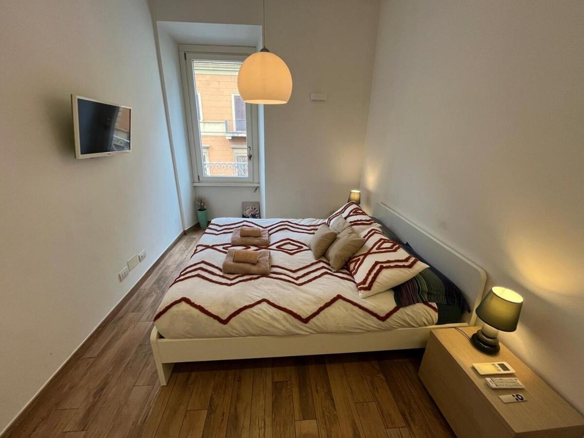 La Dolce Vita - Luxury Colosseum Boutique Apartment Rome Luaran gambar