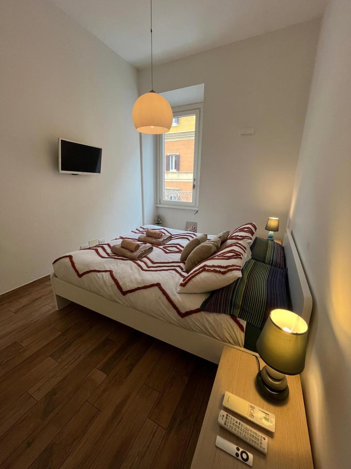La Dolce Vita - Luxury Colosseum Boutique Apartment Rome Luaran gambar